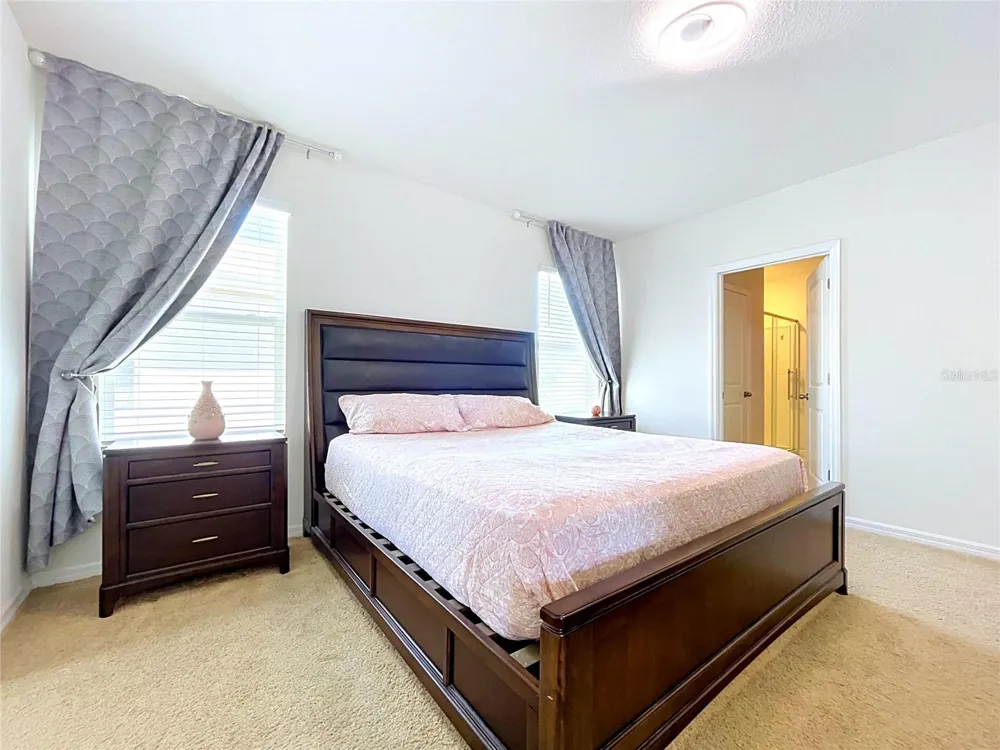 16192 SILENT SANDS LANE Odessa, FL 33556