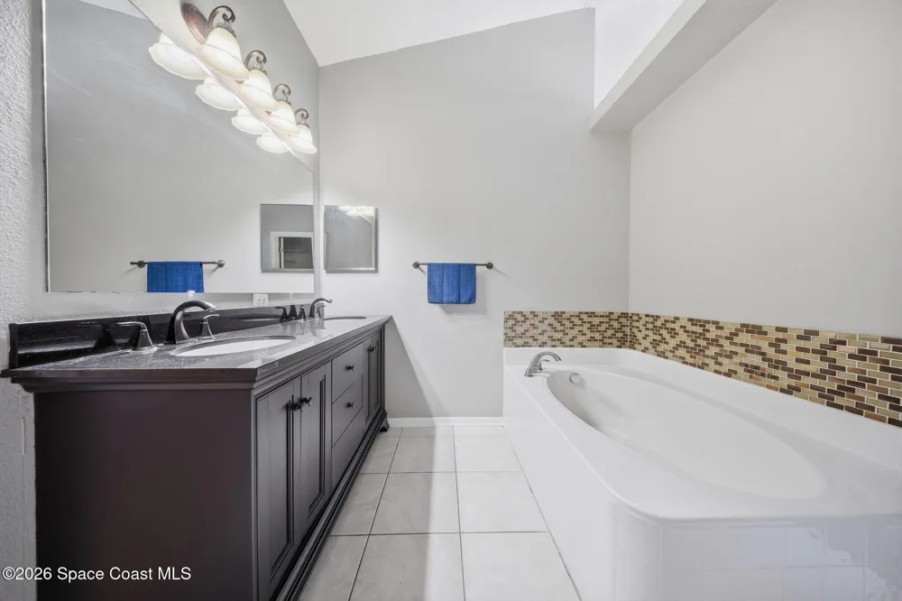 1116 Myrtle Lake View Drive Fruitland Park, FL 34731