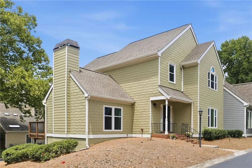 8 Vernon Glen Court Sandy Springs, GA 30338