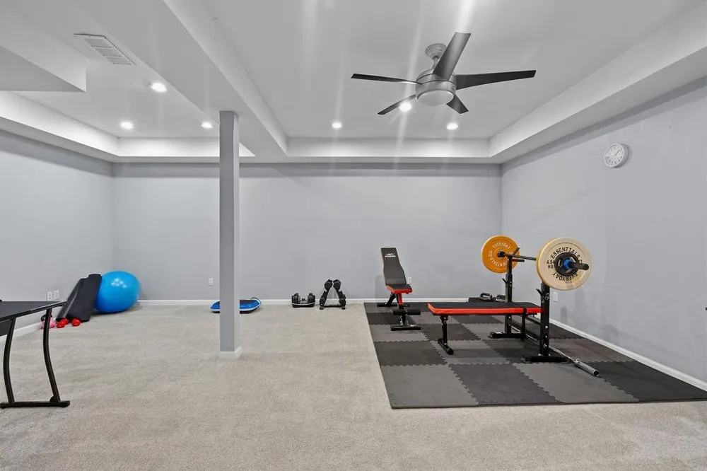 8 Vernon Glen Court Sandy Springs, GA 30338