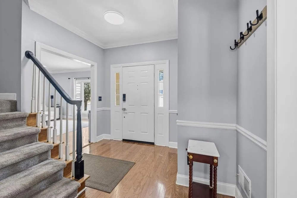 8 Vernon Glen Court Sandy Springs, GA 30338