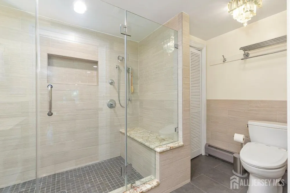 403 New Dover Road Colonia, NJ 07067