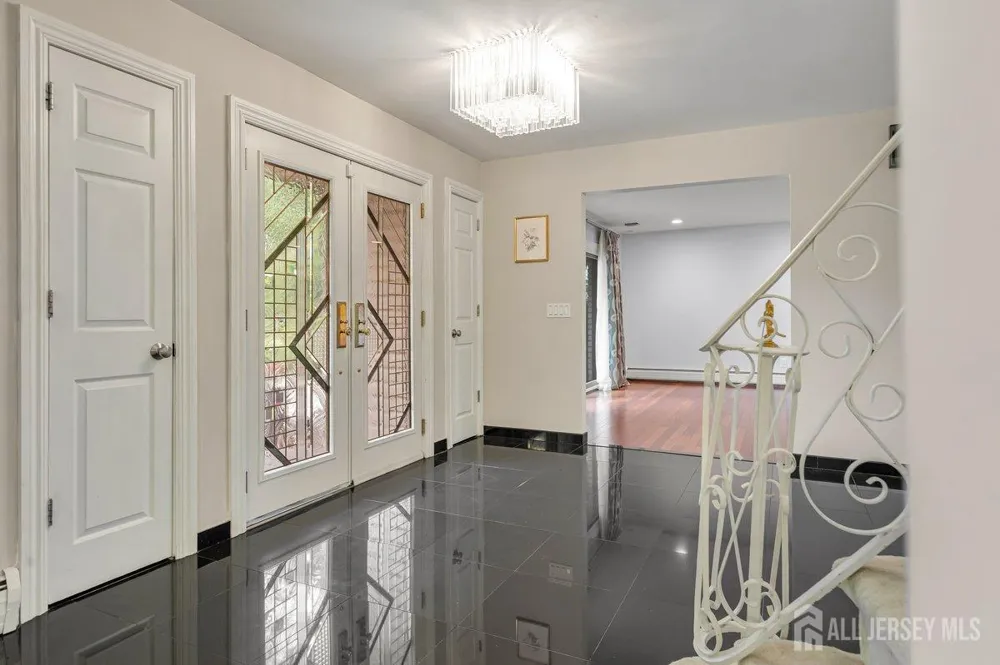 403 New Dover Road Colonia, NJ 07067