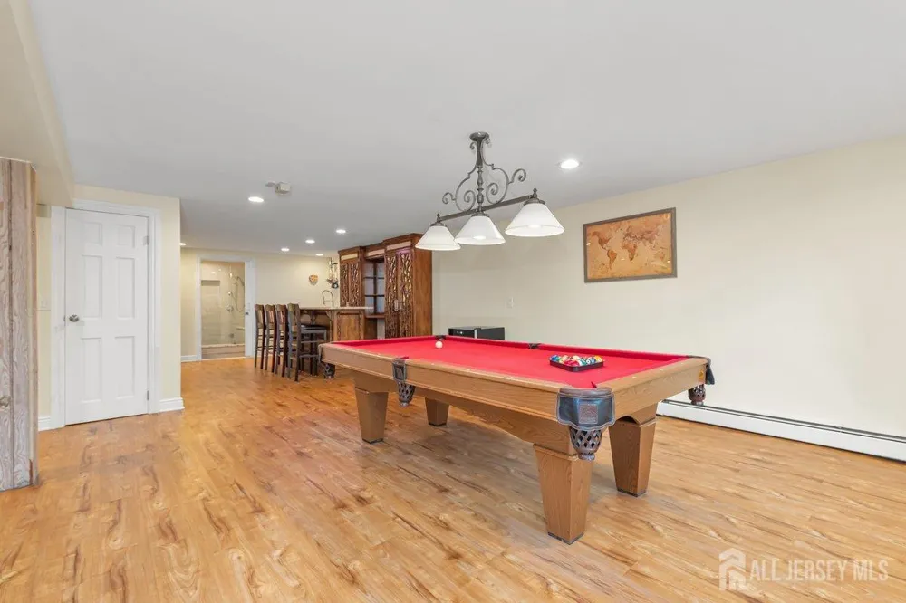 403 New Dover Road Colonia, NJ 07067