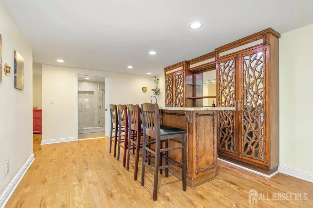 403 New Dover Road Colonia, NJ 07067