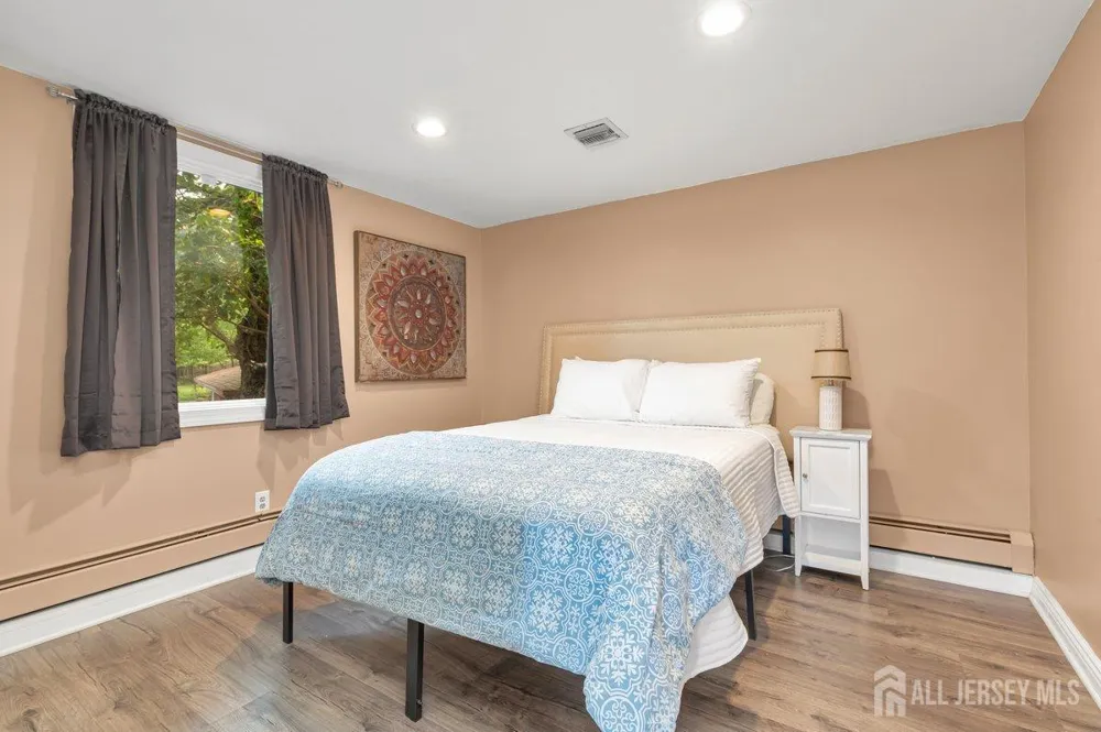 403 New Dover Road Colonia, NJ 07067