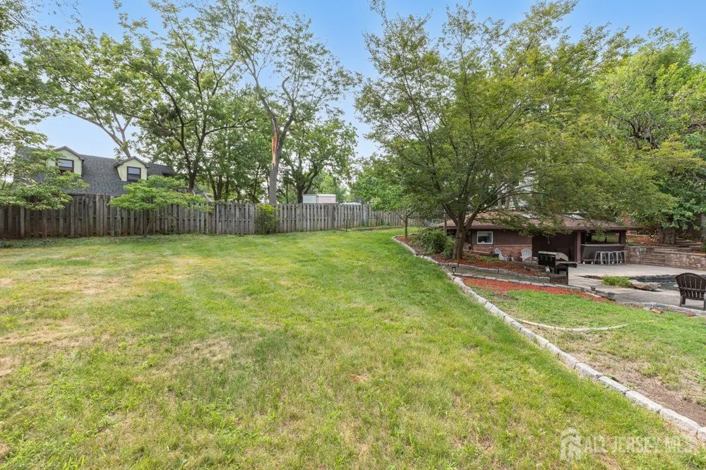 403 New Dover Road Colonia, NJ 07067