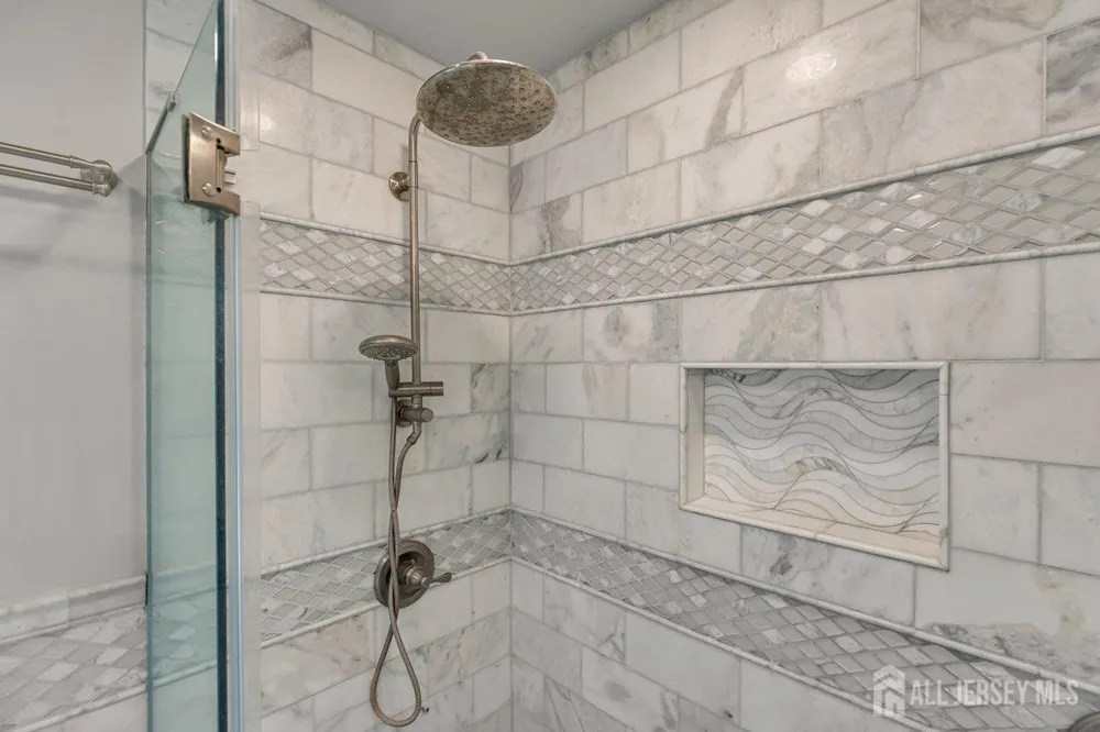 403 New Dover Road Colonia, NJ 07067