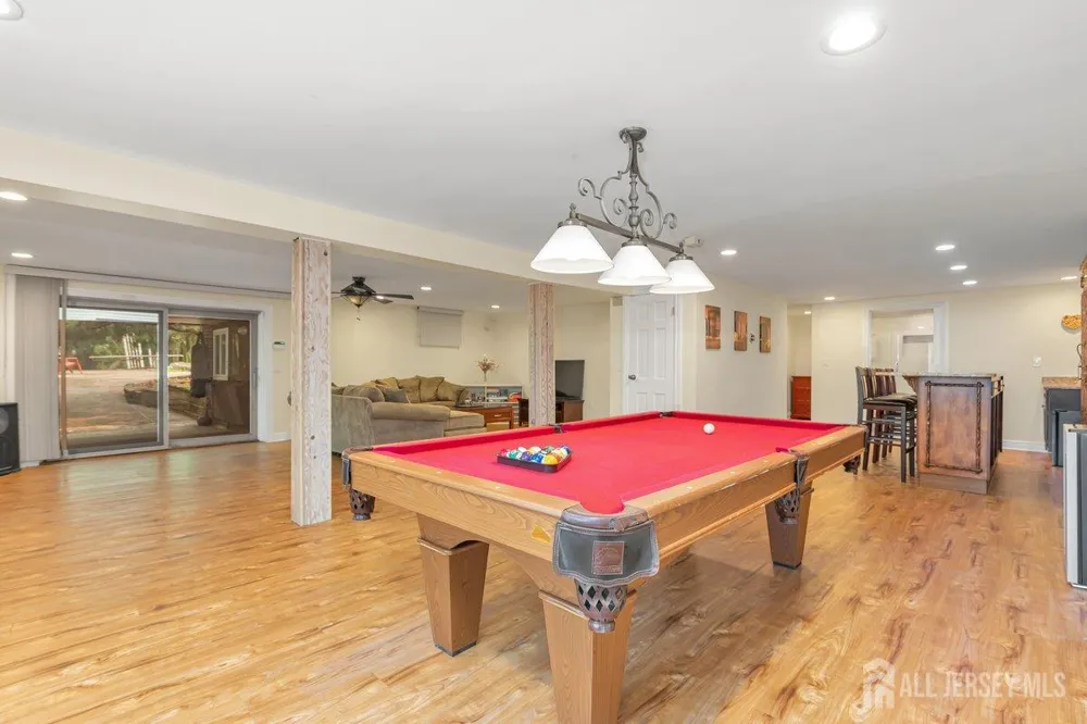 403 New Dover Road Colonia, NJ 07067