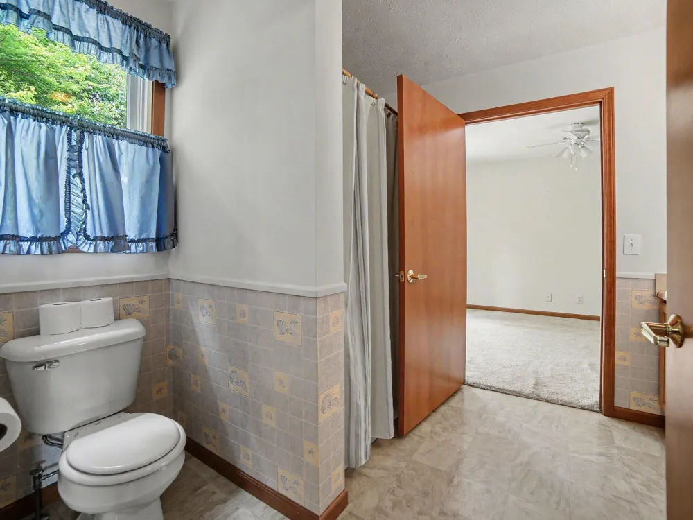 218 Devonwood Drive Shelby, MI 49455