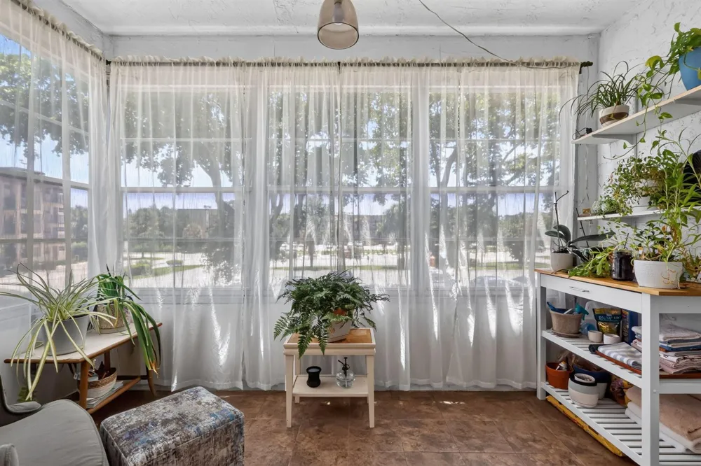 709 Lori Drive #211 Palm Springs, FL 33461