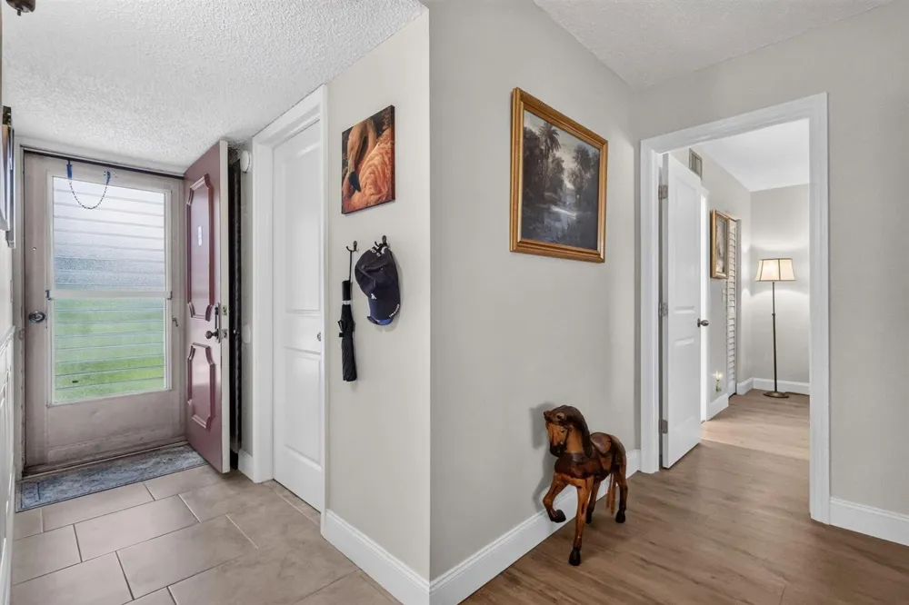 709 Lori Drive #211 Palm Springs, FL 33461