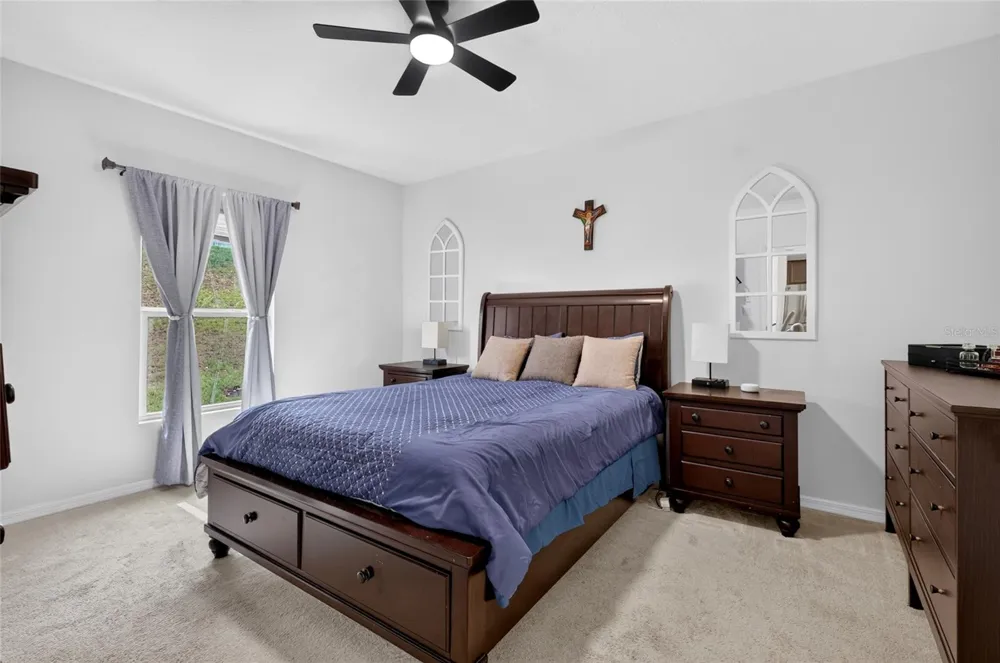 1181 STRATTON AVENUE Groveland, FL 34736