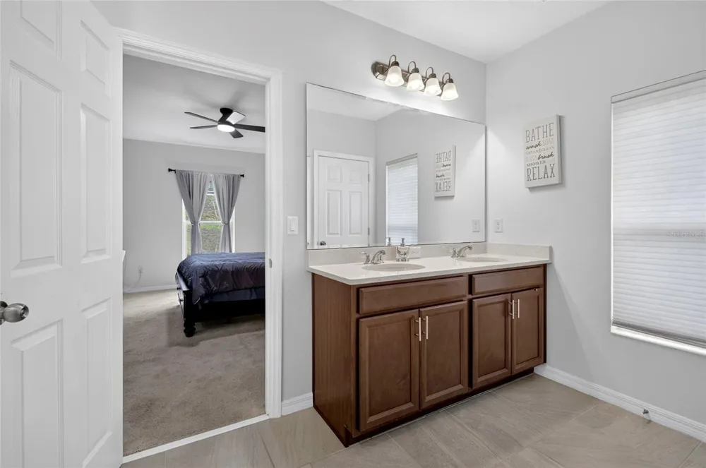 1181 STRATTON AVENUE Groveland, FL 34736