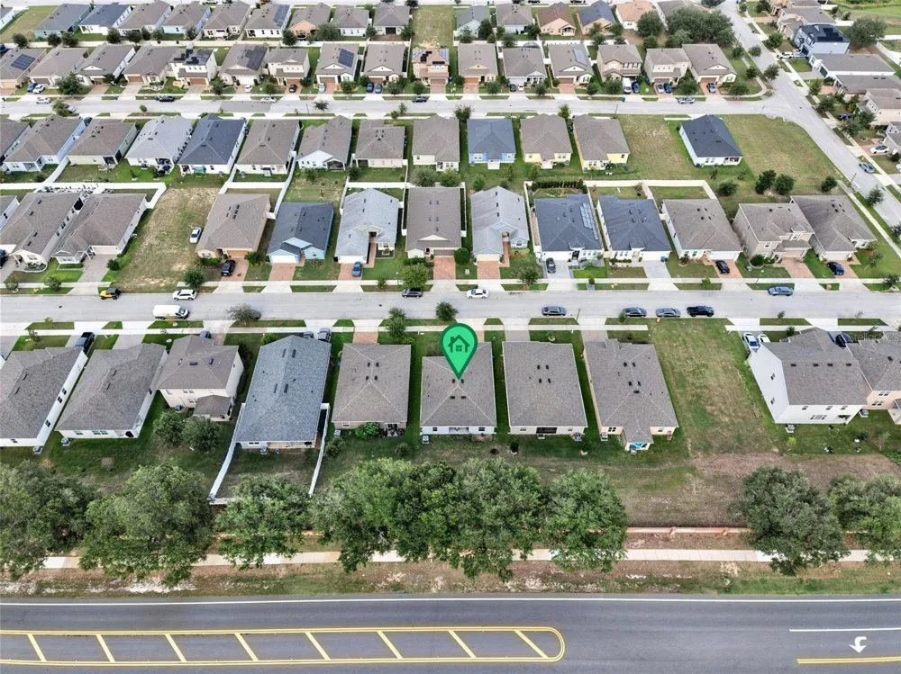 1181 STRATTON AVENUE Groveland, FL 34736