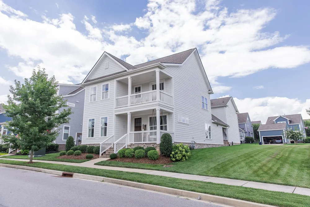 3453 Milford Dr Thompsons Station, TN 37179