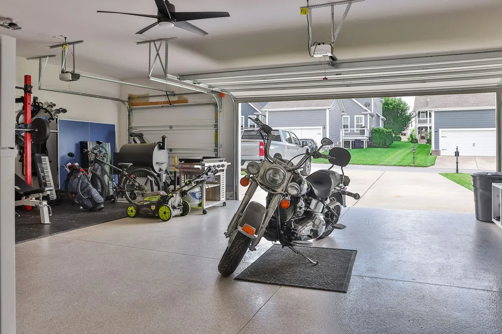 3453 Milford Dr Thompsons Station, TN 37179