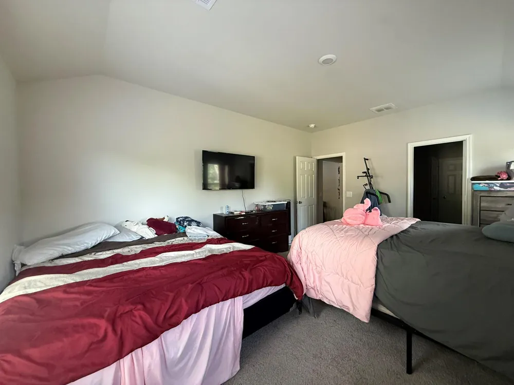 9861 Spring Creek Road Cleveland, TX 77327