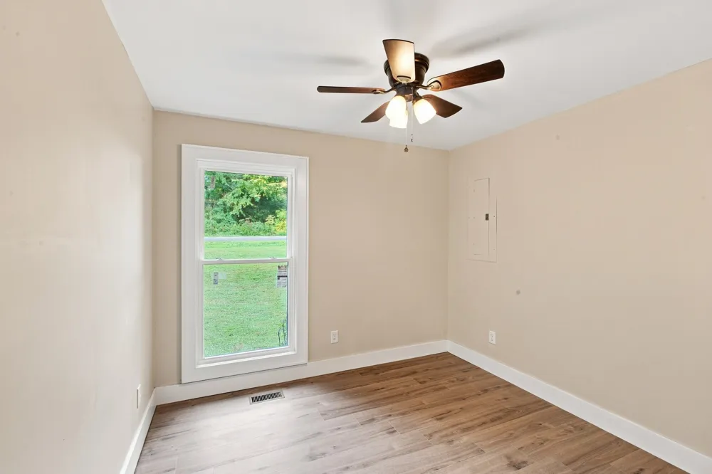 1121 Blake Road Lyles, TN 37098
