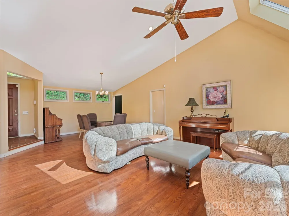 969 Mountain View Drive Maggie Valley, NC 28751