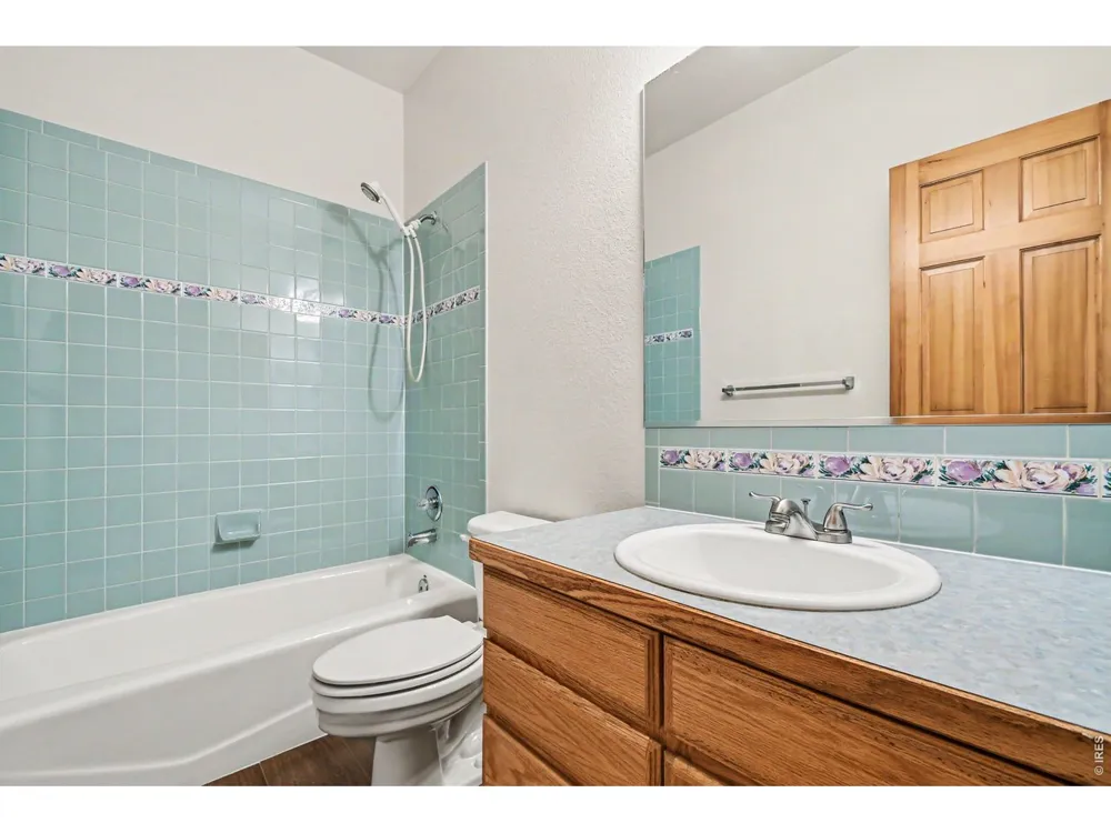 915 Falcon Ridge Court Eaton, CO 80615