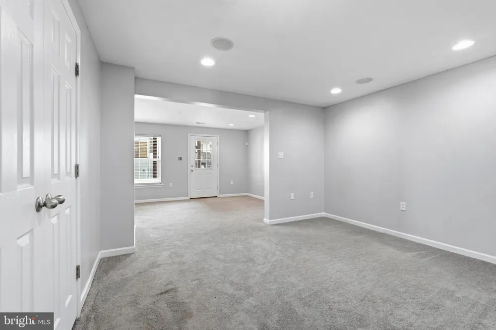 11 WAYSIDE COURT Falling Waters, WV 25419