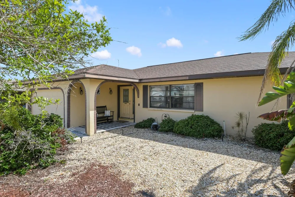 744 FLAMINGO DRIVE Apollo Beach, FL 33572