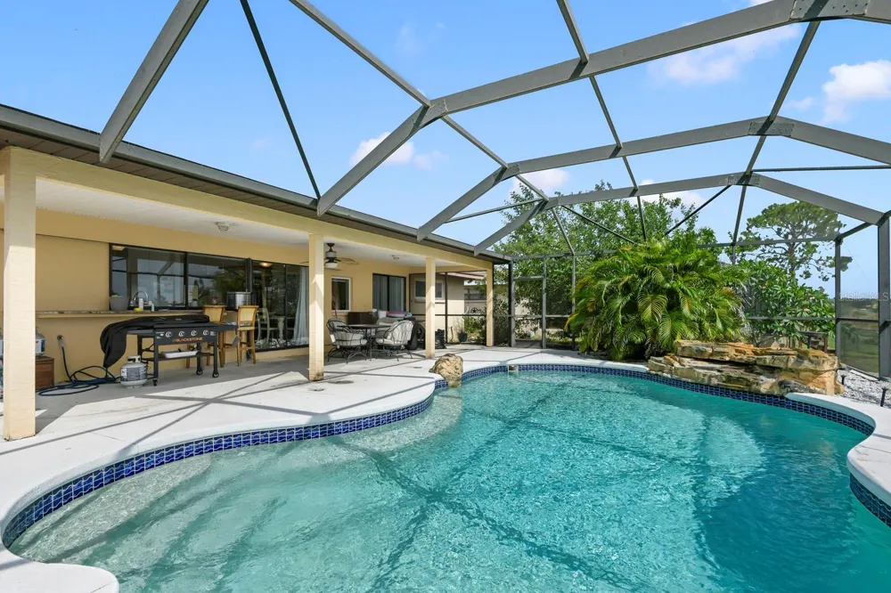 744 FLAMINGO DRIVE Apollo Beach, FL 33572
