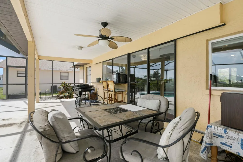 744 FLAMINGO DRIVE Apollo Beach, FL 33572