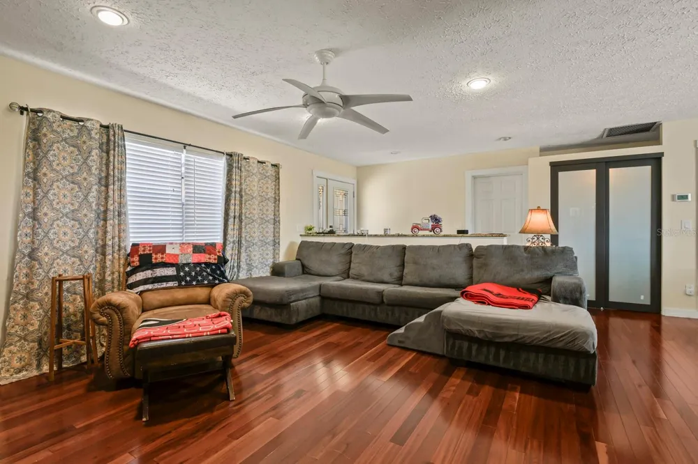 744 FLAMINGO DRIVE Apollo Beach, FL 33572