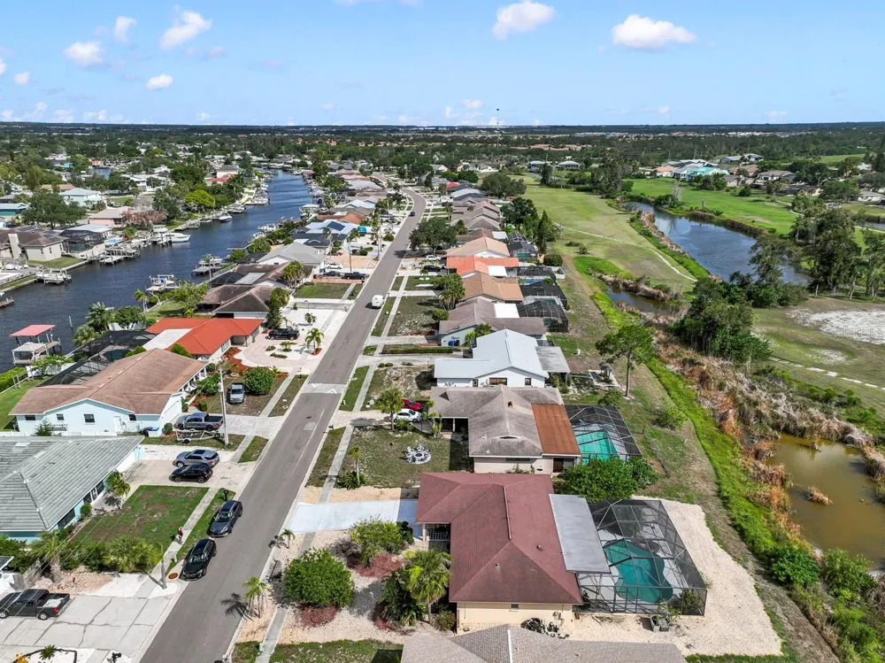744 FLAMINGO DRIVE Apollo Beach, FL 33572