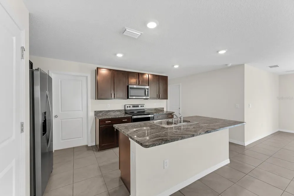 12153 DOWNY BIRCH DRIVE Riverview, FL 33569