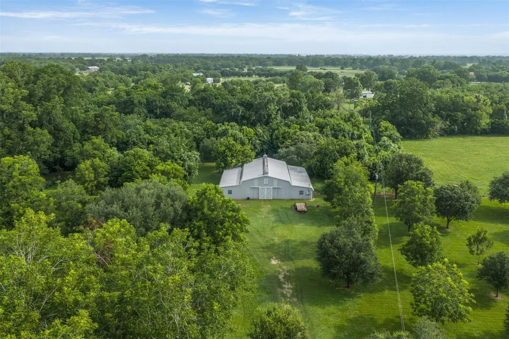 8502 Stansberry Road Simonton, TX 77476