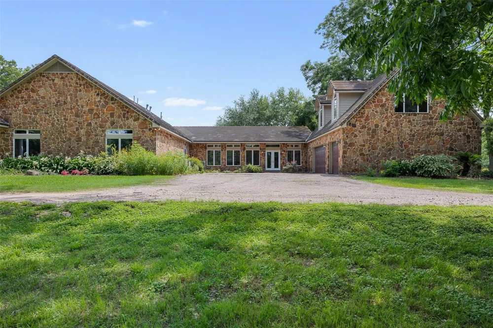 8502 Stansberry Road Simonton, TX 77476