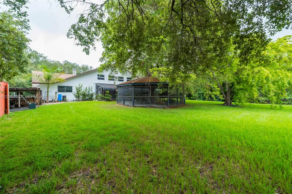 18180 SW 66th St Southwest Ranches, FL 33331