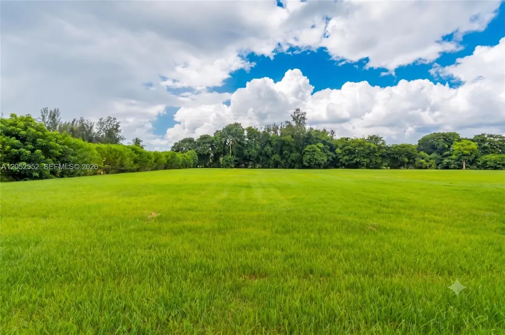 18180 SW 66th St Southwest Ranches, FL 33331