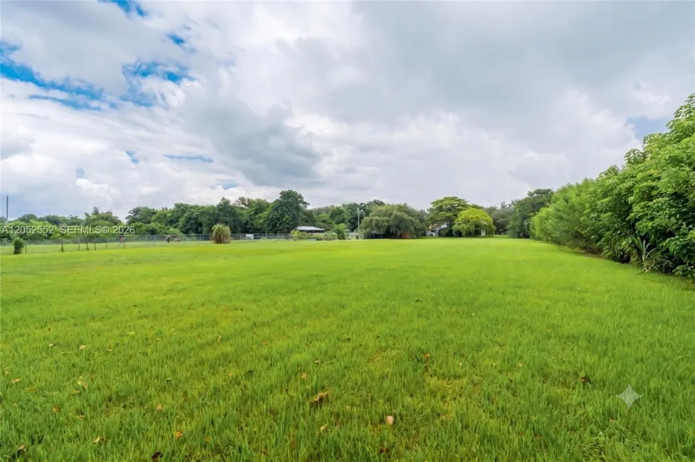 18180 SW 66th St Southwest Ranches, FL 33331