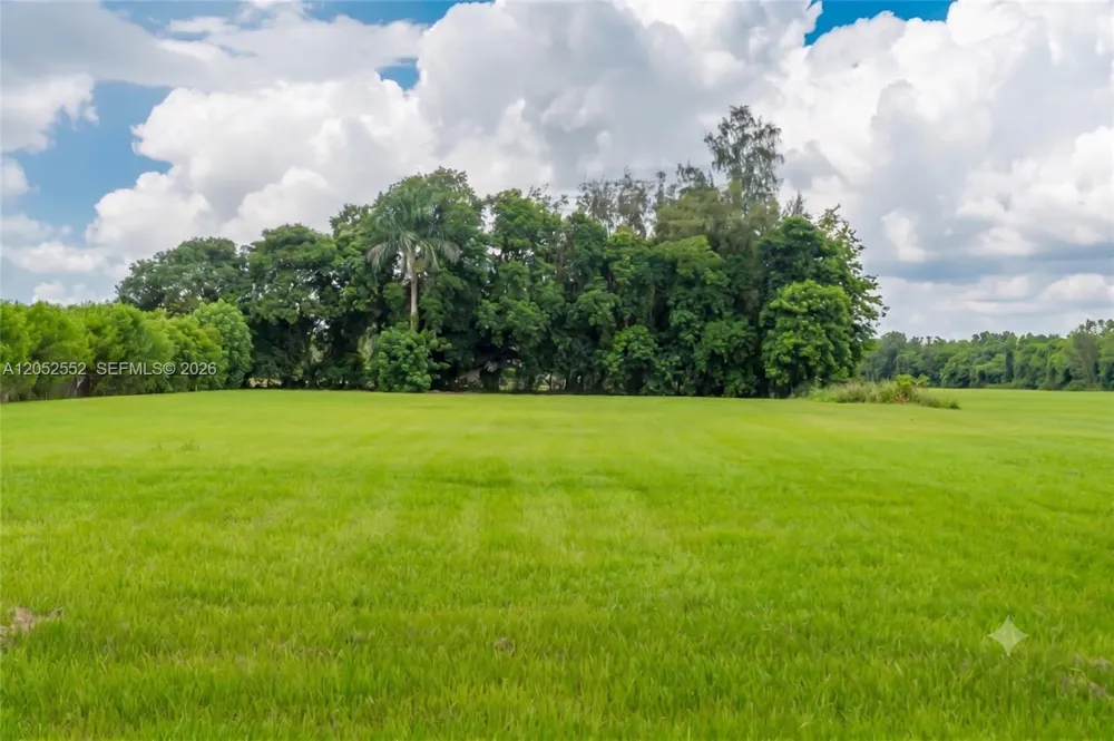 18180 SW 66th St Southwest Ranches, FL 33331