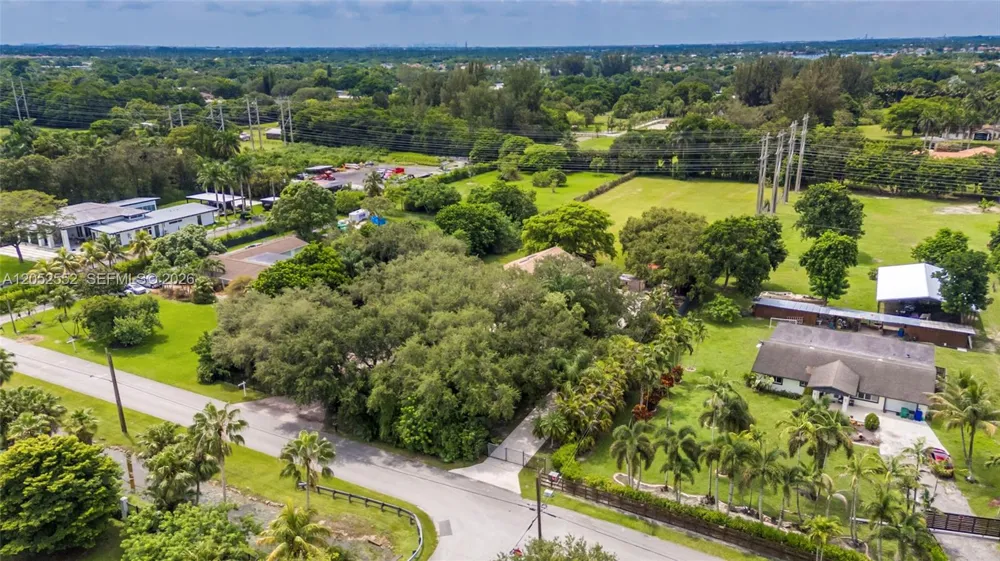 18180 SW 66th St Southwest Ranches, FL 33331