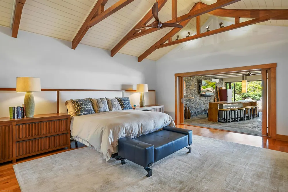 90 Lighthouse Drive Jupiter Inlet Colony, FL 33469