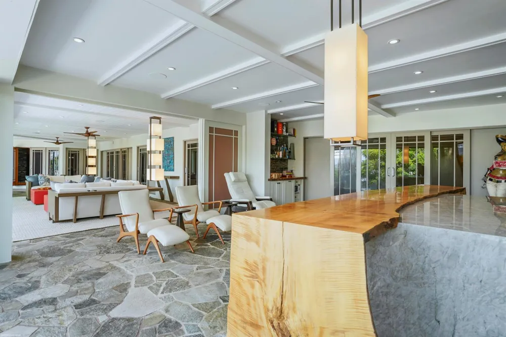 90 Lighthouse Drive Jupiter Inlet Colony, FL 33469