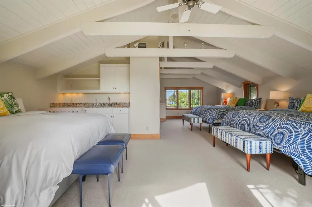 90 Lighthouse Drive Jupiter Inlet Colony, FL 33469