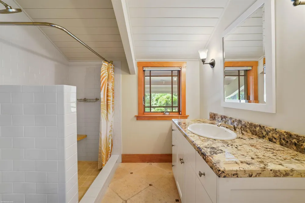 90 Lighthouse Drive Jupiter Inlet Colony, FL 33469
