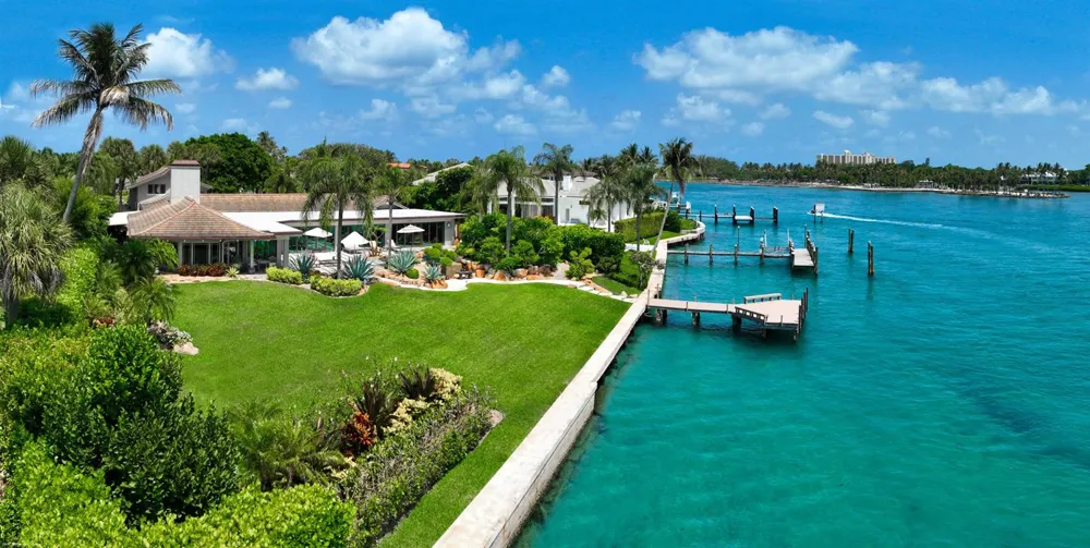 90 Lighthouse Drive Jupiter Inlet Colony, FL 33469