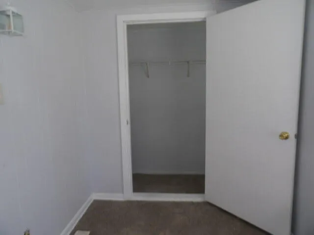 39 Troy Street Battle Creek, MI 49037