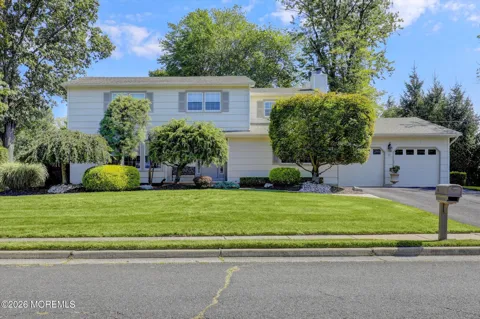 6 Lake Ontario Lane
