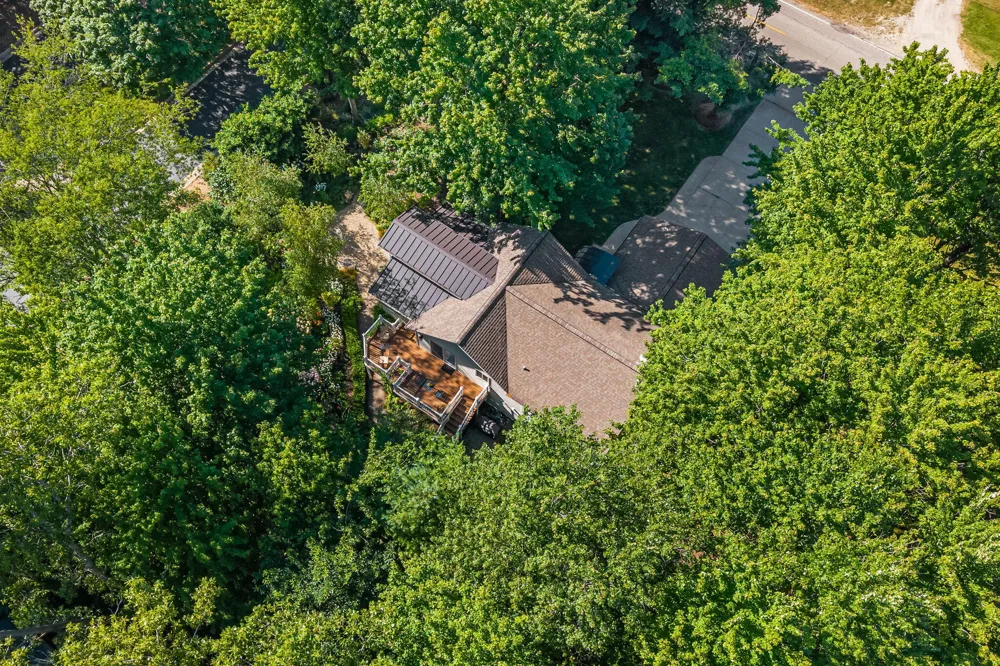 6806 Wiley Road Douglas, MI 49406