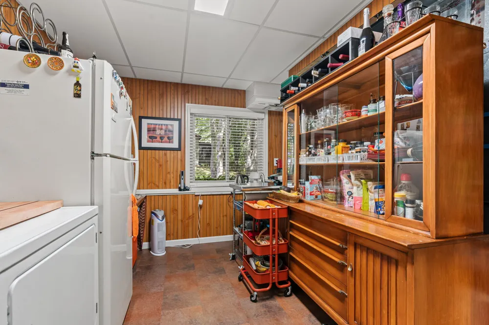 6806 Wiley Road Douglas, MI 49406