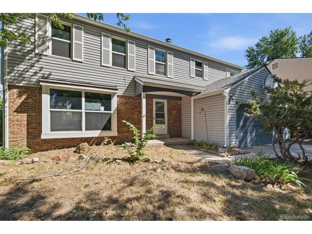 1404 S Vaughn Circle Aurora, CO 80012