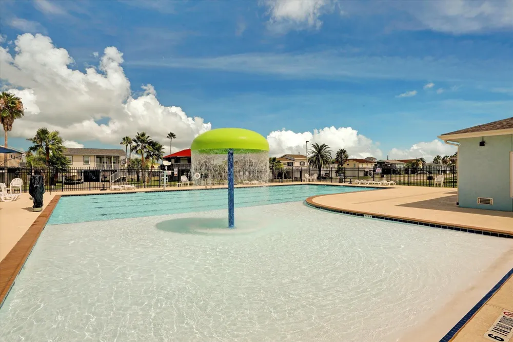 16507 Jamaica Cove Road Jamaica Beach, TX 77554